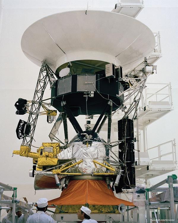 voyager spacecraft engine